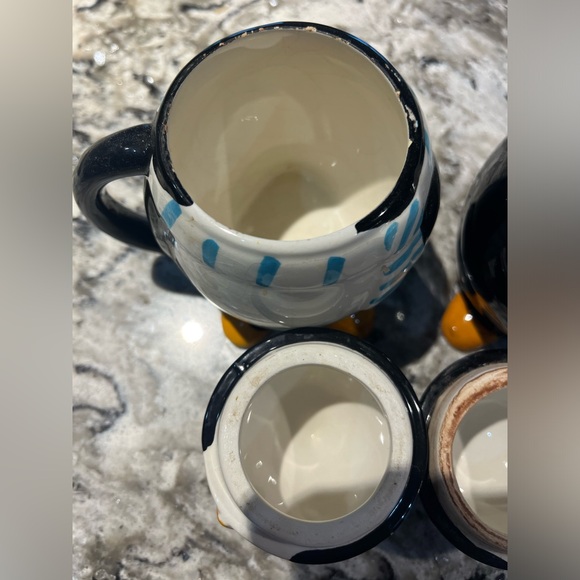 Adorable Penguin porcelain coffee cups with lids black white - Picture 9 of 9